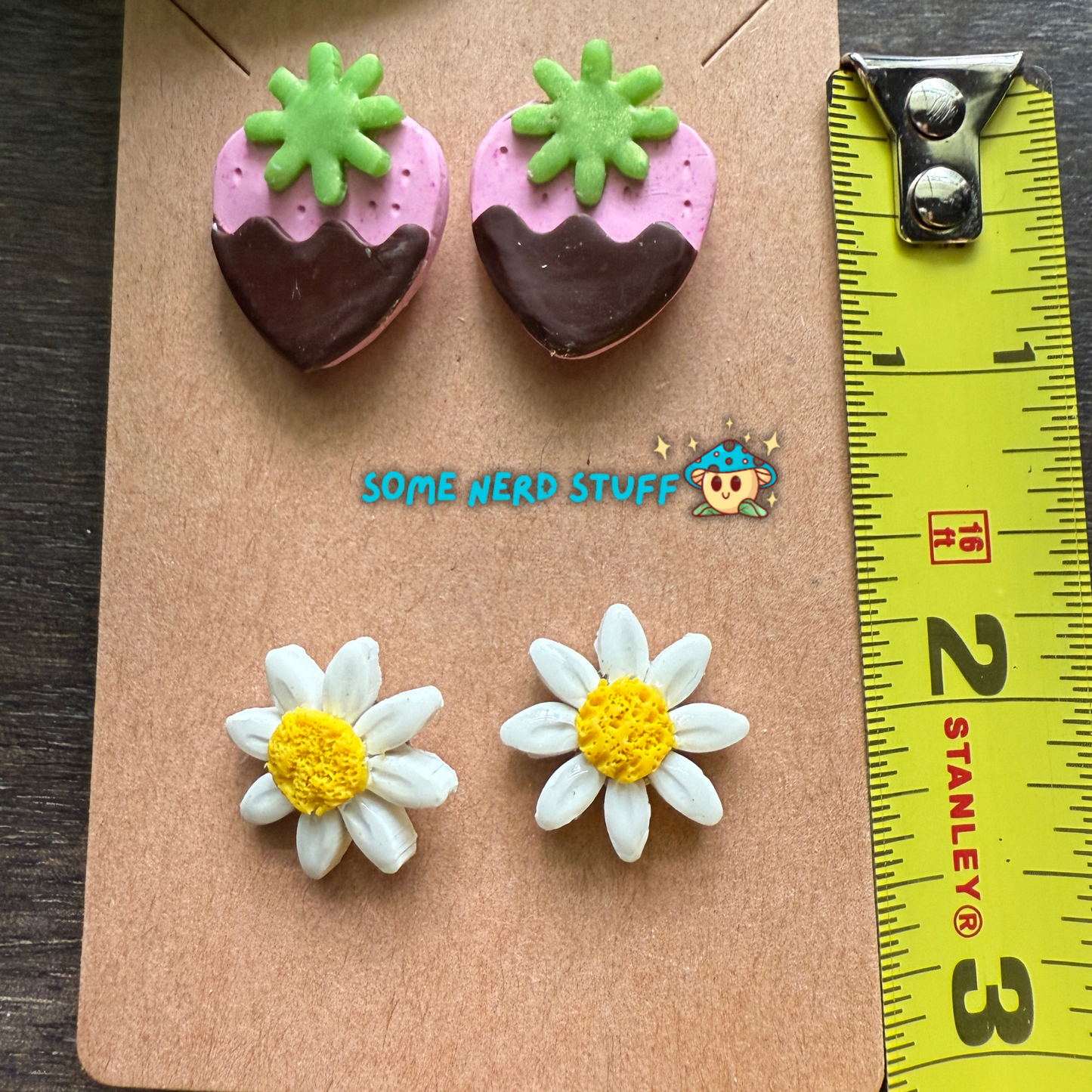 Cheerful Daisy and Chocolate Strawberry Earring Bundle